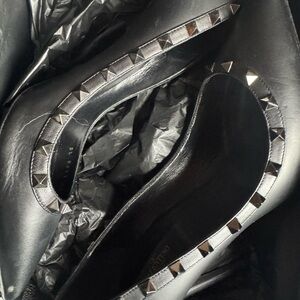 Valentino Black Studded Pumps